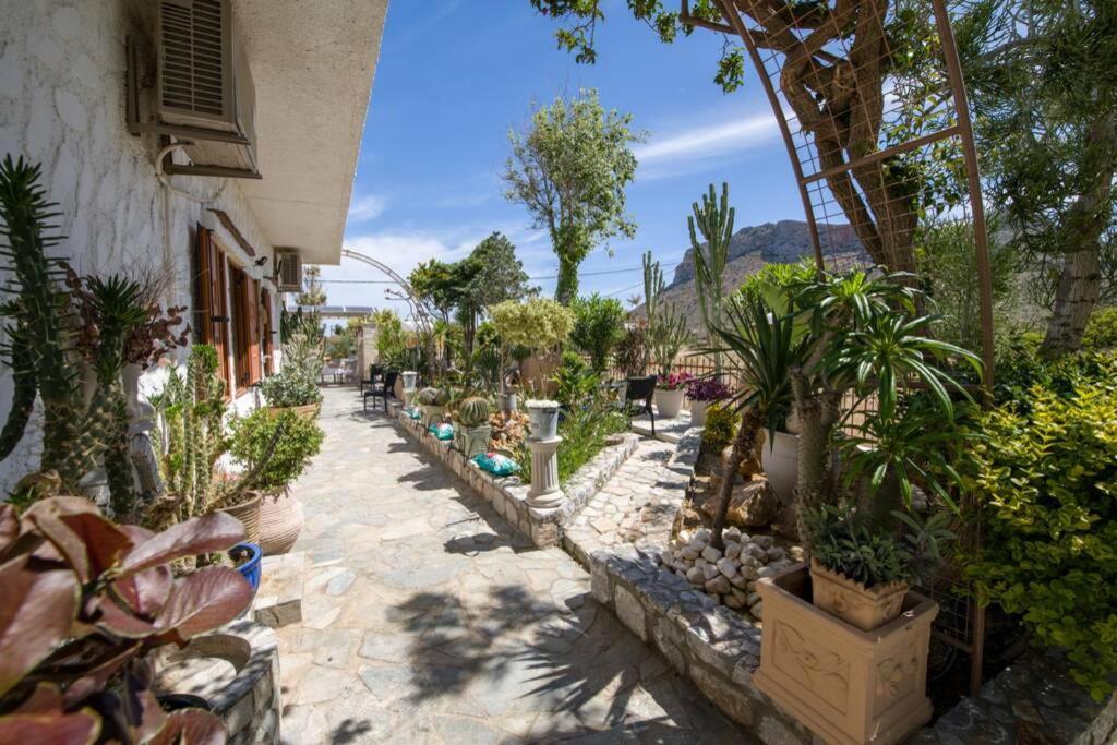 Renas Secret Garden House Villa Chania  Exteriör bild